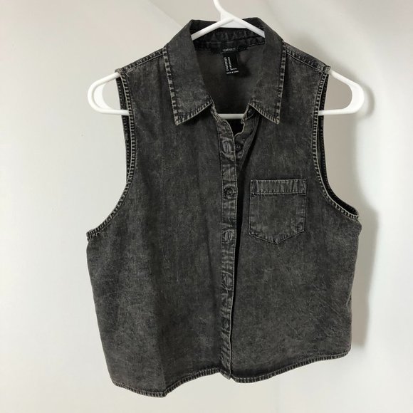 Grey Sleeveless Button Up Top - Picture 2 of 8